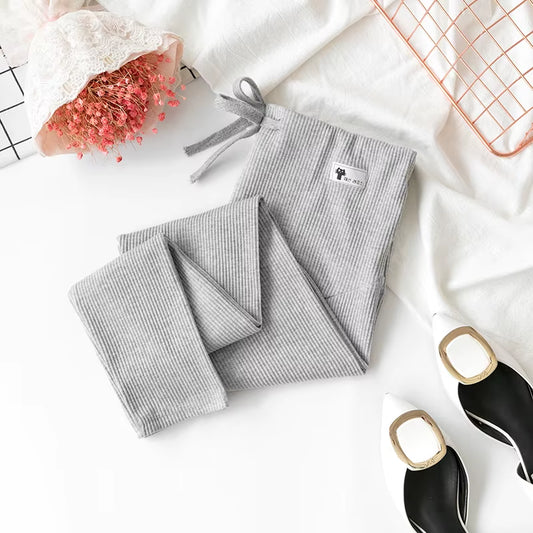 Stylish High-Waist Striped Leggings for Moms-to-Be - Comfortable Maternity Fitness Pants